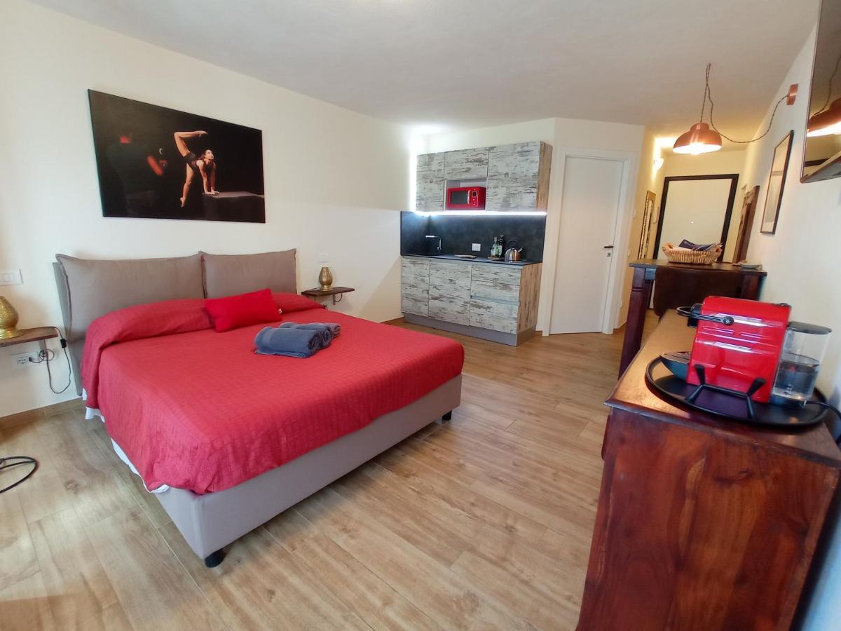 Maison Soleil - Lola suite Aoste Extérieur photo